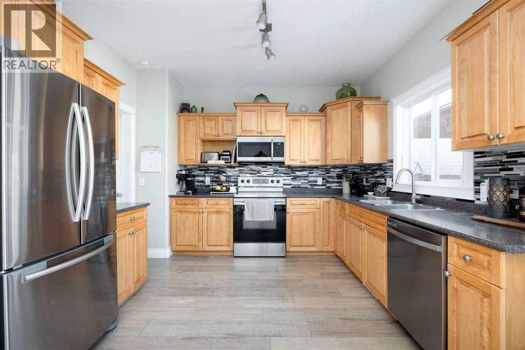 253 Pickles Crescent, Fort Mcmurray, Alberta  T9K 2T6 - Photo 12 - A2303562