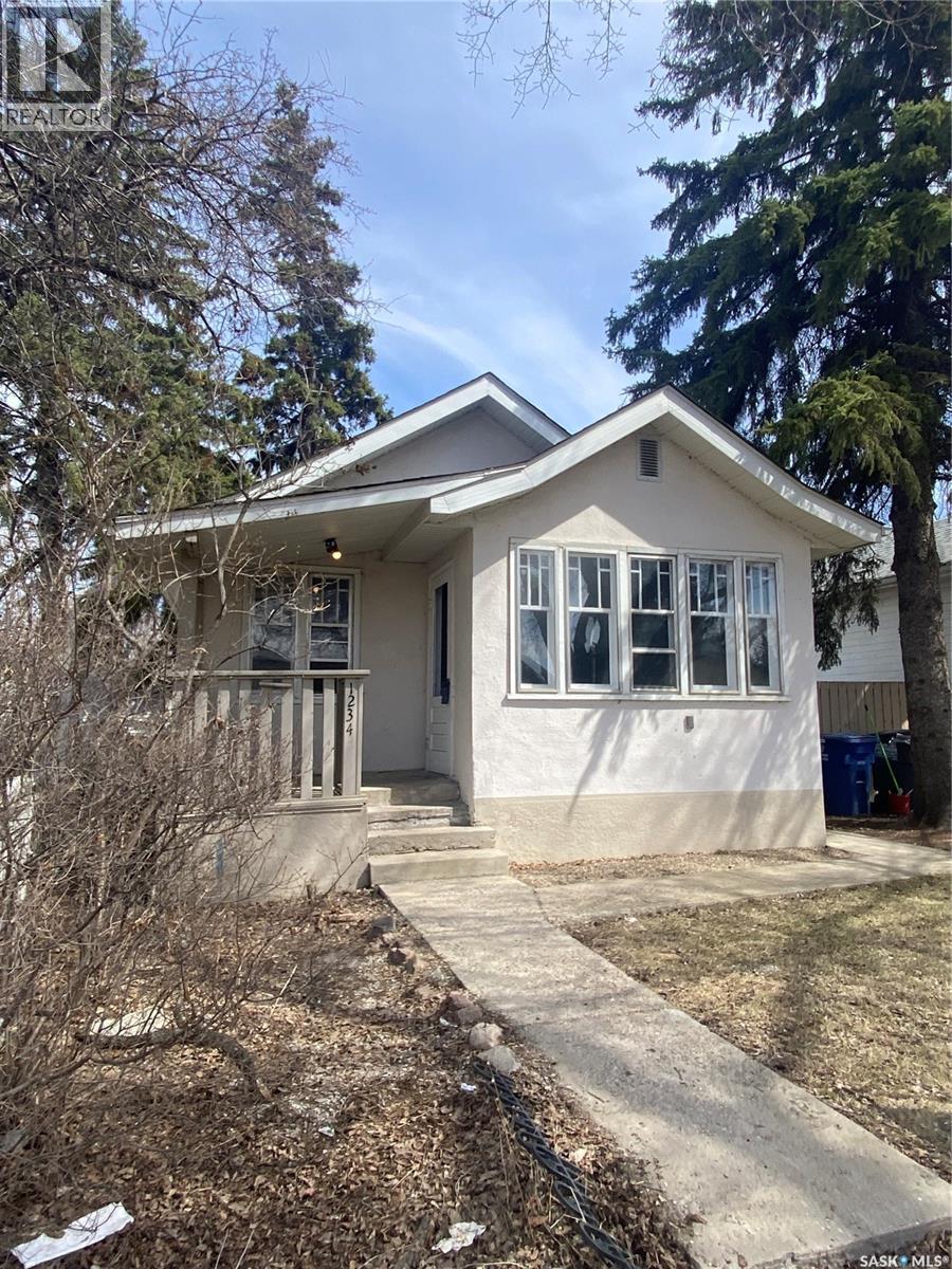 1234 G AVENUE N, Saskatoon, Saskatchewan
