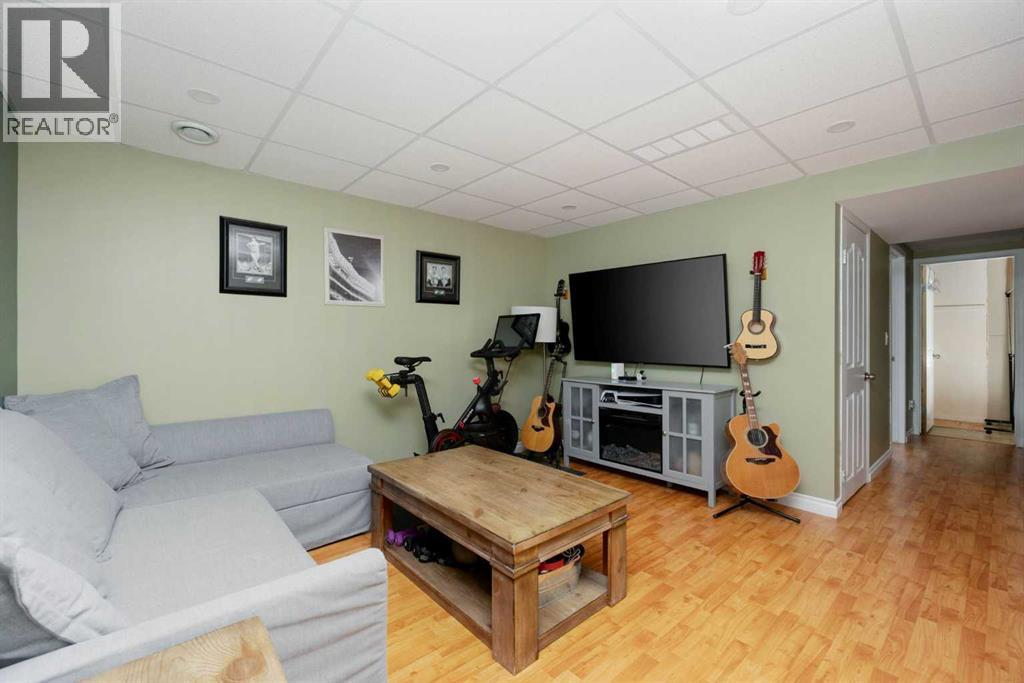 253 Pickles Crescent, Fort Mcmurray, Alberta  T9K 2T6 - Photo 27 - A2303562