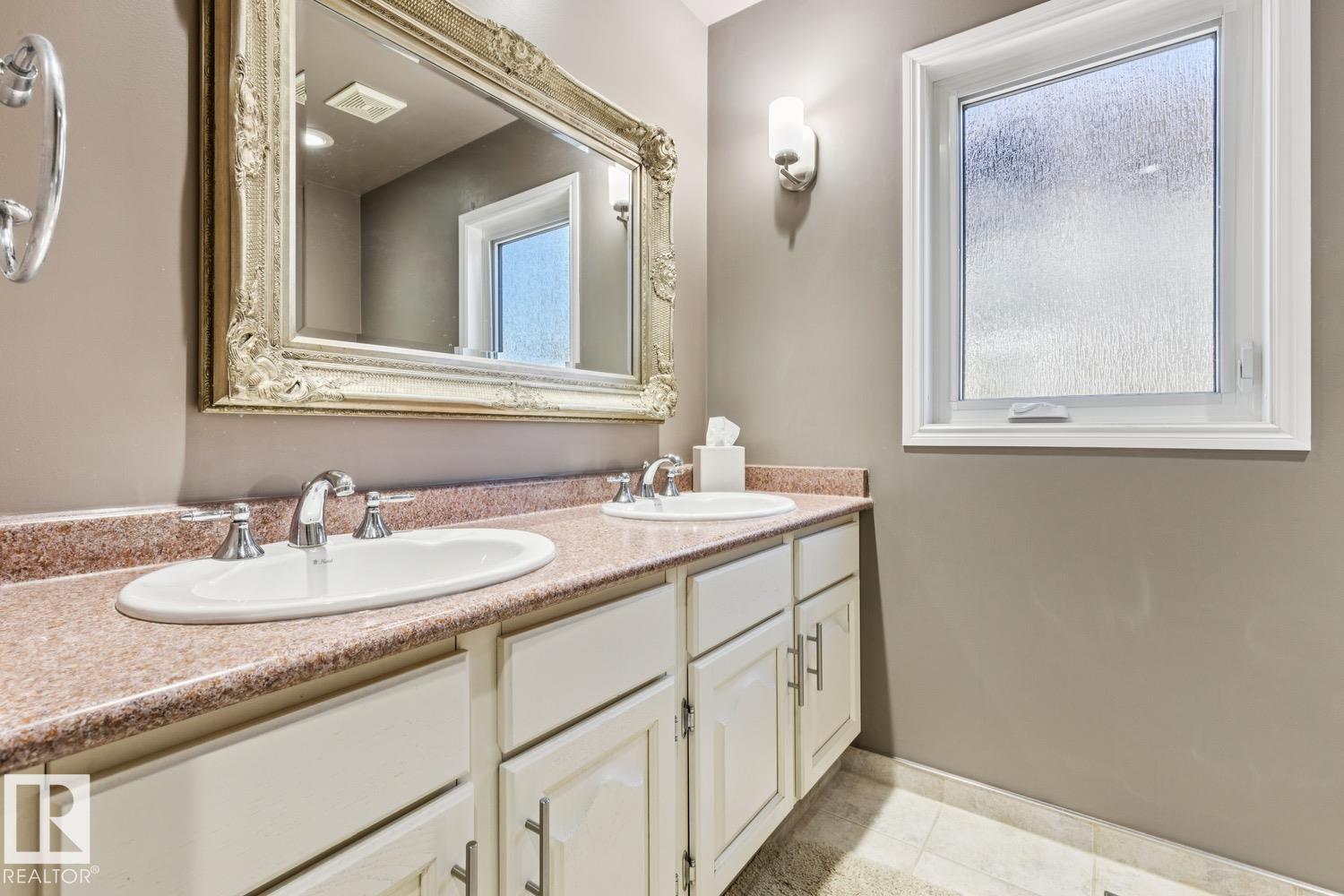 701 Romaniuk Rd Nw, Edmonton, Alberta  T6R 1A4 - Photo 39 - E4485375