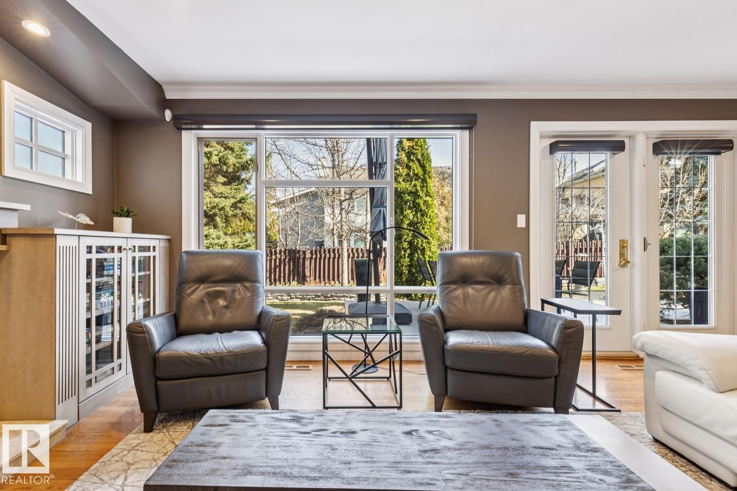 701 Romaniuk Rd Nw, Edmonton, Alberta  T6R 1A4 - Photo 7 - E4485375