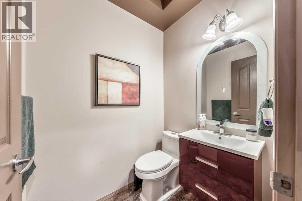 40 Cougar Ridge Heights SW, Calgary, Alberta  T3H 4X5 - Photo 22 - A2301276