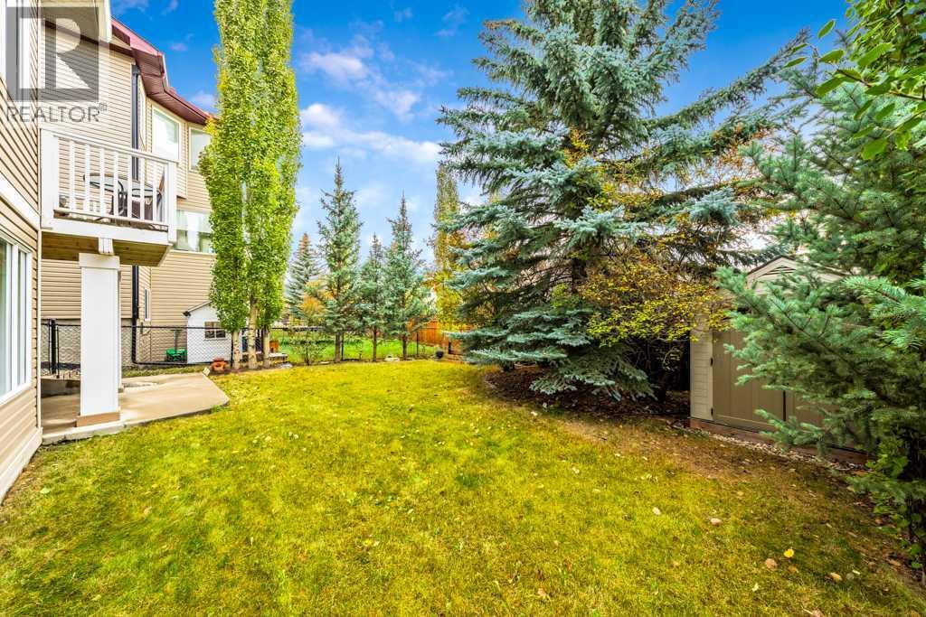 40 Cougar Ridge Heights SW, Calgary, Alberta  T3H 4X5 - Photo 4 - A2301276