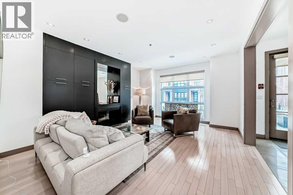 701 Aspen Meadows Hill SW, Calgary, Alberta  T3H 0G4 - Photo 5 - A2302997