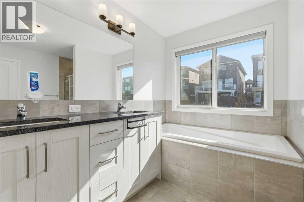 260 Lucas Way NW, Calgary, Alberta  T3P 0R5 - Photo 25 - A2306807