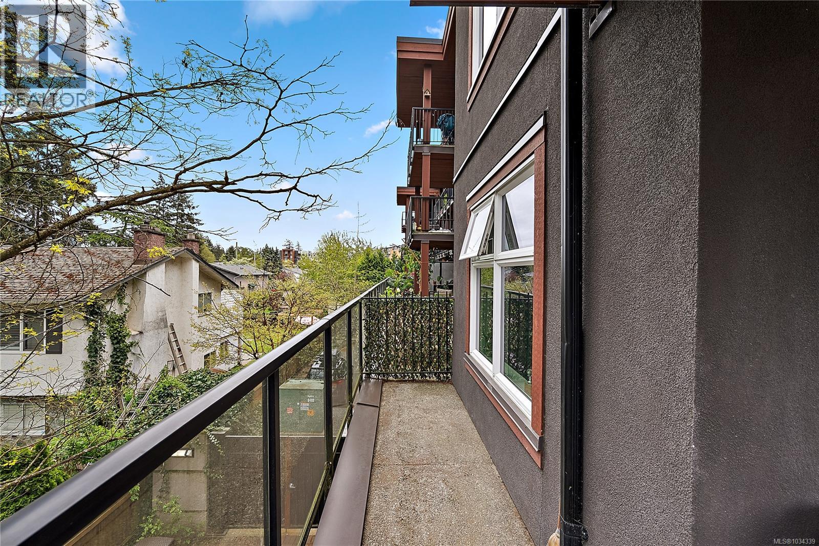 202 2717 Peatt Rd, Langford, British Columbia  V9B 3V2 - Photo 17 - 1034339