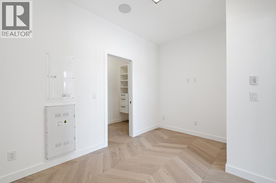112, 835 78 Street Sw, Calgary, Alberta  T3H 6H6 - Photo 12 - A2306929