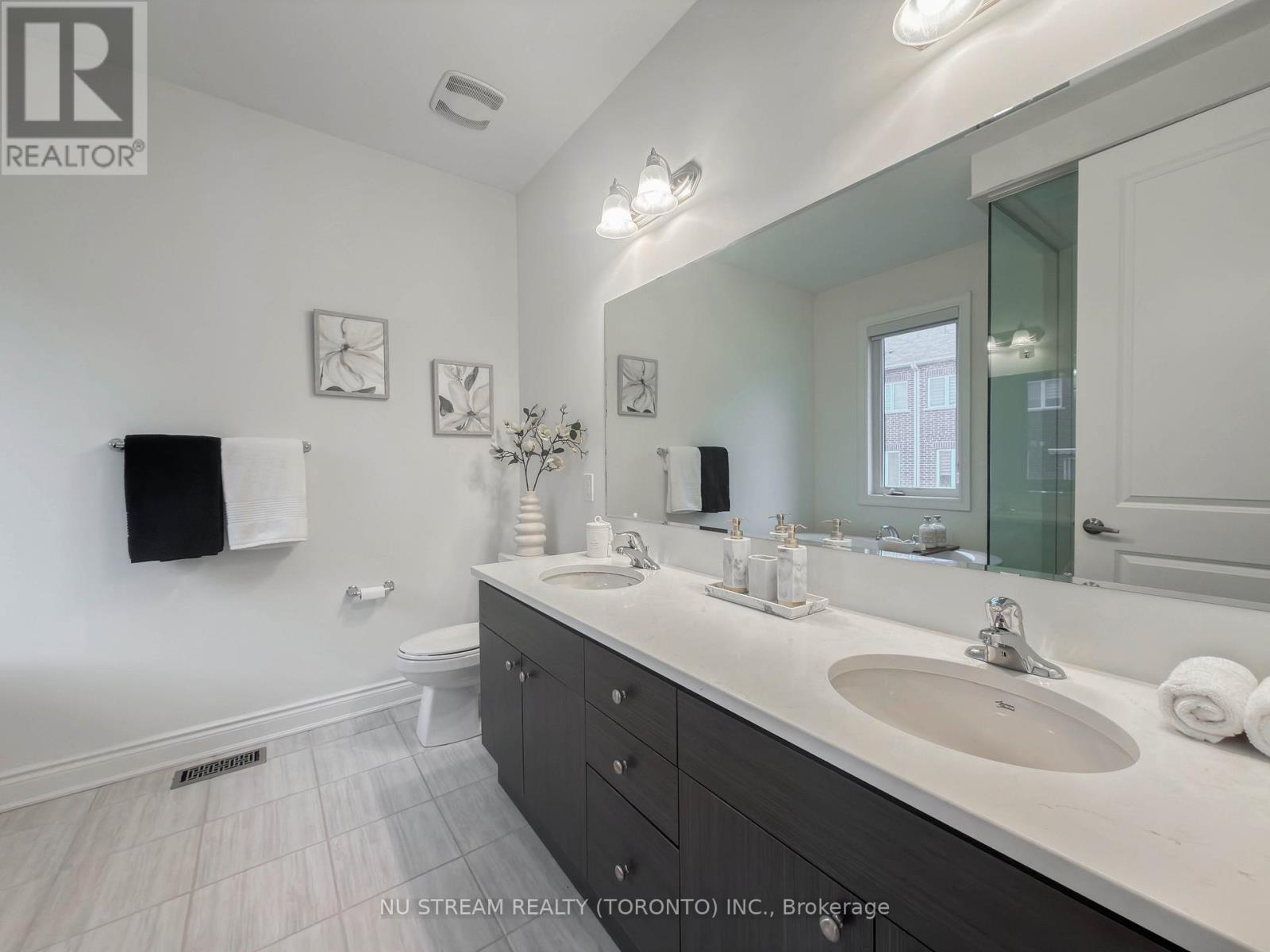 89 Hartney Drive, Richmond Hill, Ontario  L4S 0K5 - Photo 12 - N13072324