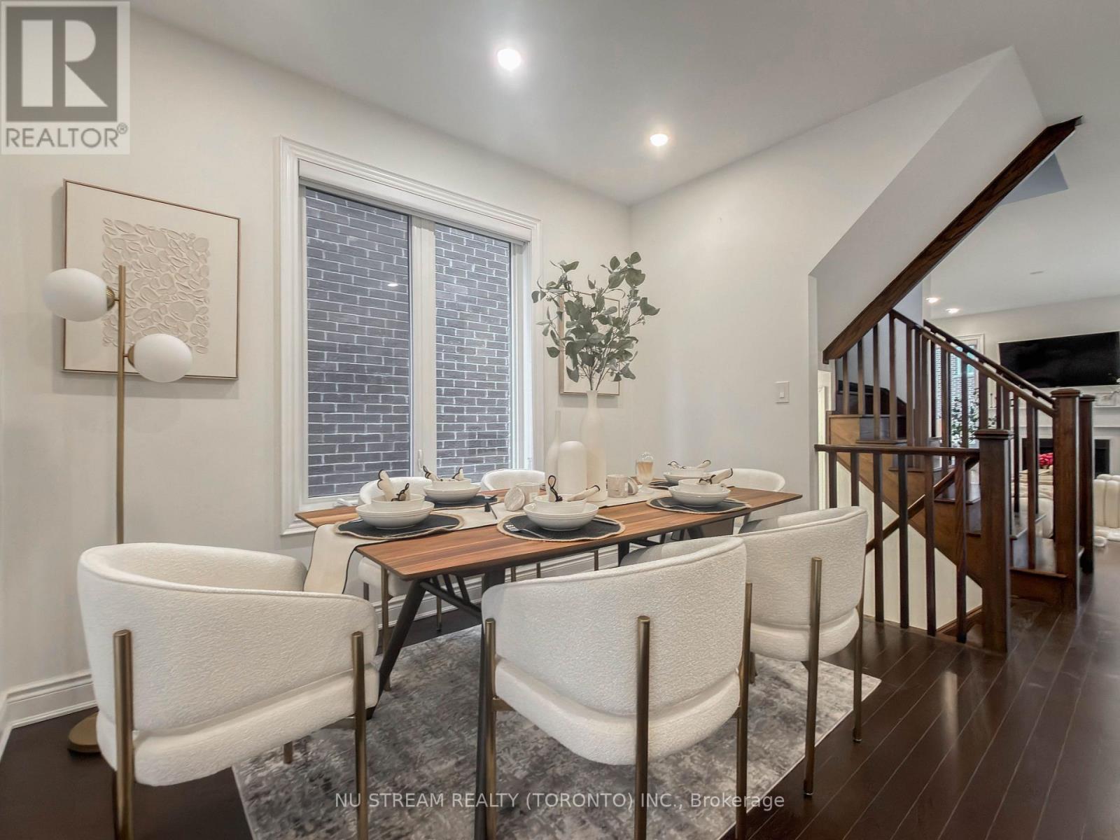 89 Hartney Drive, Richmond Hill, Ontario  L4S 0K5 - Photo 9 - N13072324