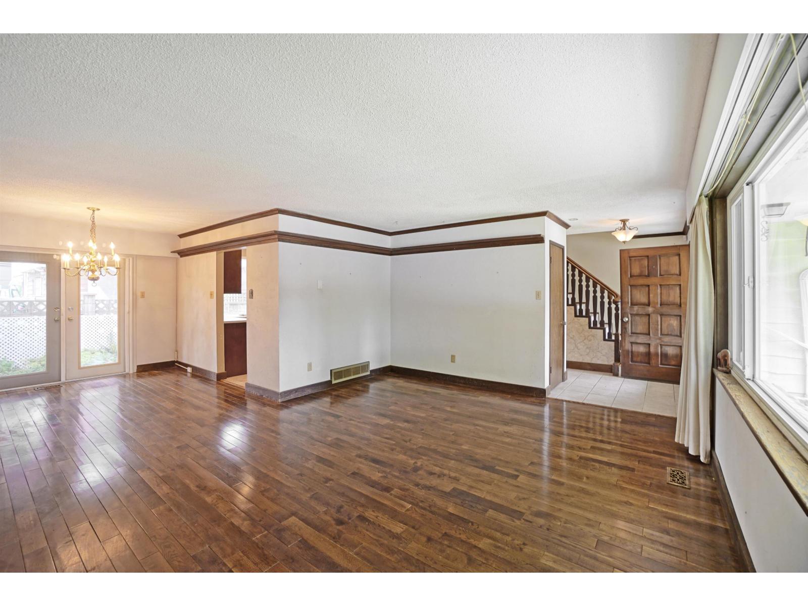 1523 Parker Place, White Rock, British Columbia  V4B 4S6 - Photo 7 - R3118588