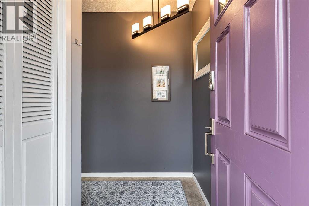 261 5 Street Nw, Medicine Hat, Alberta  T1A 7X9 - Photo 6 - A2294752