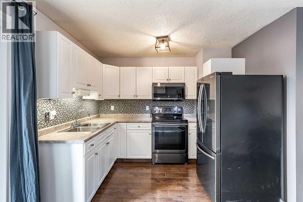 261 5 Street Nw, Medicine Hat, Alberta  T1A 7X9 - Photo 16 - A2294752