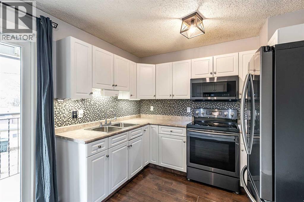 261 5 Street Nw, Medicine Hat, Alberta  T1A 7X9 - Photo 17 - A2294752
