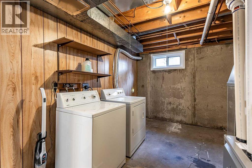 261 5 Street Nw, Medicine Hat, Alberta  T1A 7X9 - Photo 34 - A2294752