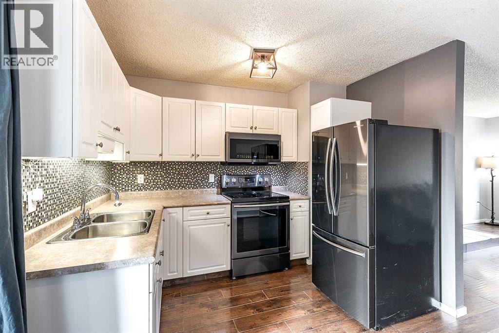 261 5 Street Nw, Medicine Hat, Alberta  T1A 7X9 - Photo 14 - A2294752