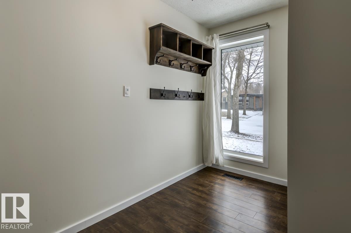31 Greer Cr, St. Albert, Alberta  T8N 1T7 - Photo 2 - E4482587