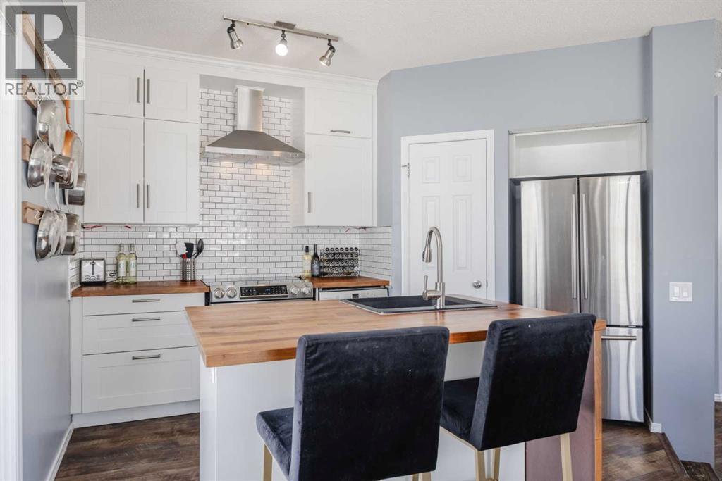 322 Mckenzie Towne Link Se, Calgary, Alberta  T2Z 4E8 - Photo 9 - A2306838