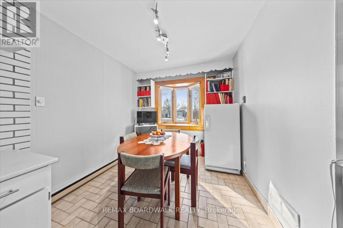961 Kingsmere Avenue, Ottawa, Ontario  K2A 3K3 - Photo 17 - X13073194