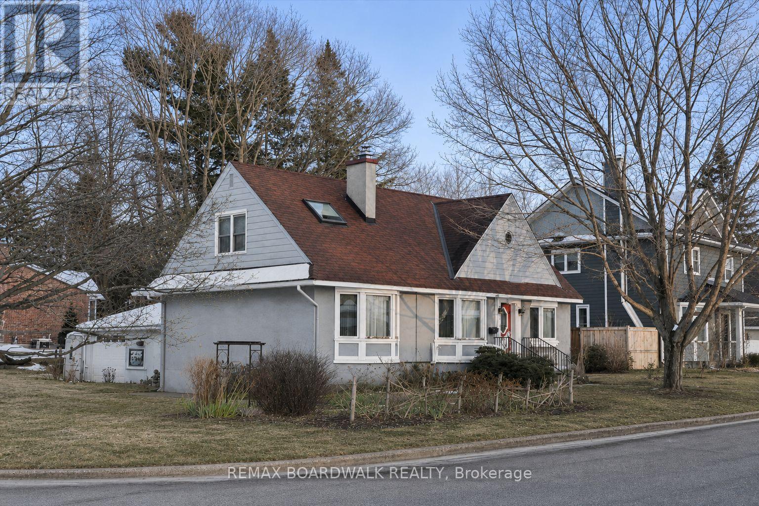 961 Kingsmere Avenue, Ottawa, Ontario  K2A 3K3 - Photo 2 - X13073194