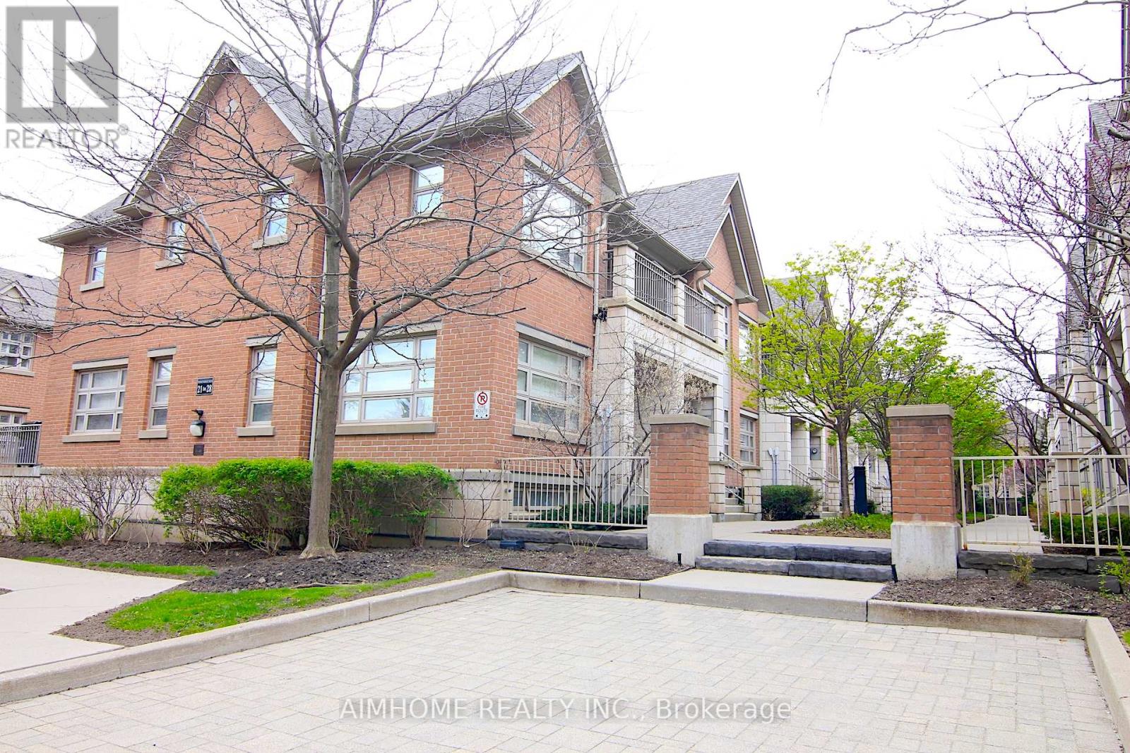 27 - 2460 PRINCE MICHAEL DRIVE, Oakville, Ontario