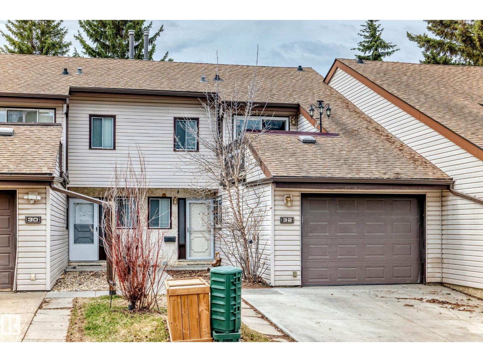 32 GRANDIN WOODS ESTATES, st. albert, Alberta