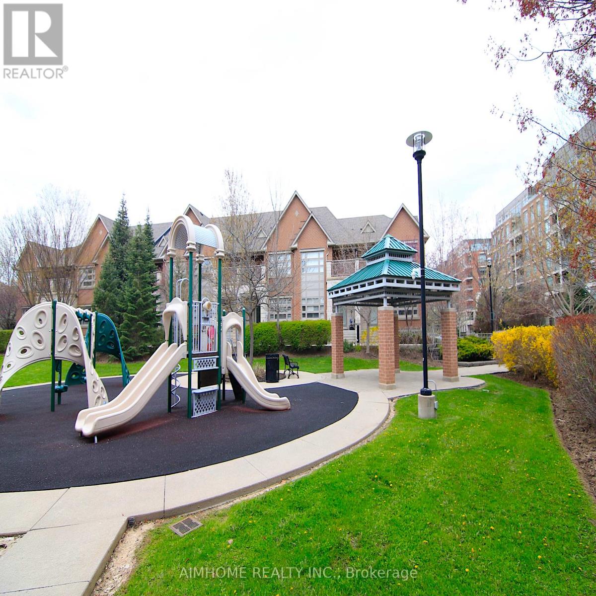 27 - 2460 Prince Michael Drive, Oakville, Ontario  L6H 0G8 - Photo 23 - W13062082