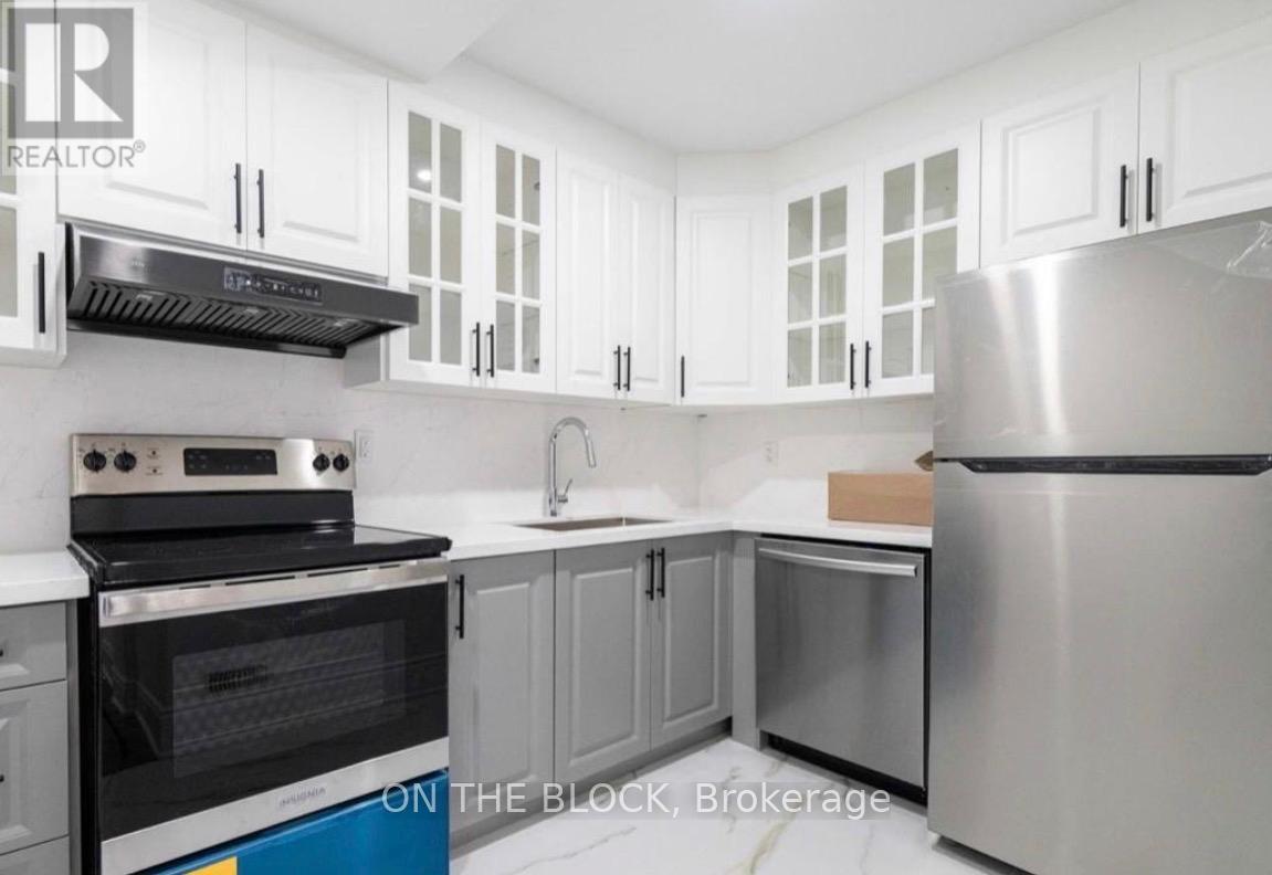 Legal Basement Apartment - 1229 Ironbridge Road E, Oakville, Ontario  L6M 5M5 - Photo 14 - W13073098