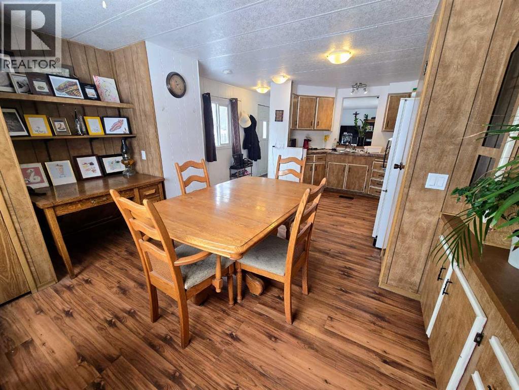 6038 Spruce Crescent, Stettler, Alberta  T0C 2L1 - Photo 6 - A2306291
