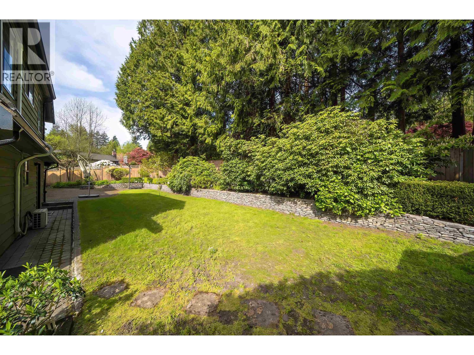 435 Inglewood Avenue, Vancouver, British Columbia  V7T 1X2 - Photo 7 - R3118547
