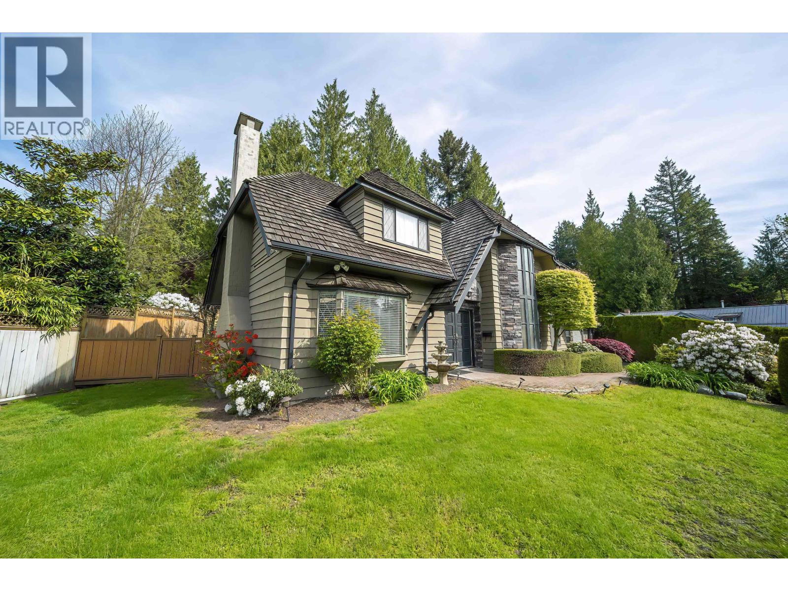 435 Inglewood Avenue, Vancouver, British Columbia  V7T 1X2 - Photo 5 - R3118547