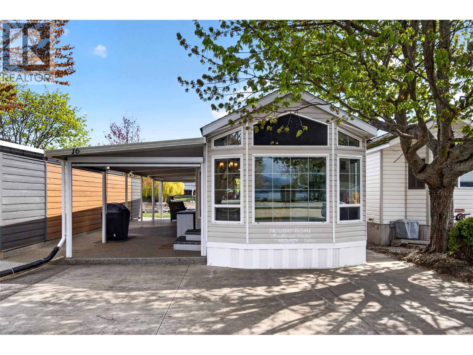 1455 Silver Sands Road Unit# 16, Sicamous, British Columbia