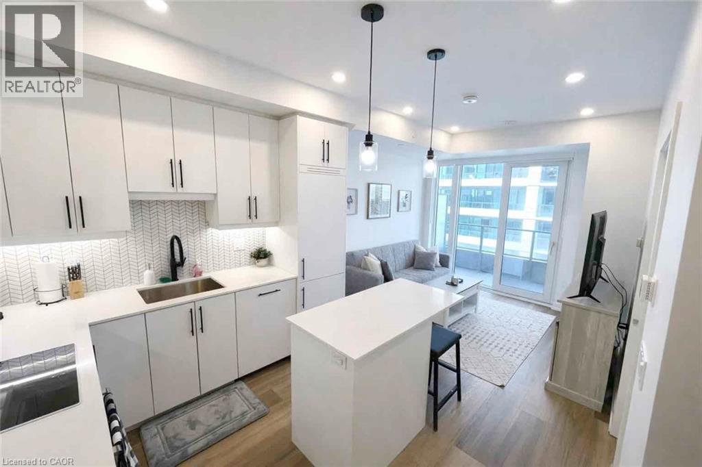 15 S WELLINGTON Street S Unit# 1701, kitchener, Ontario