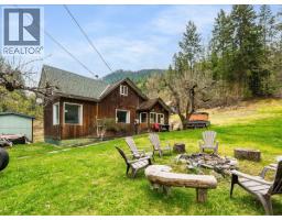 3320 Kenville Mine Road, Nelson, British Columbia