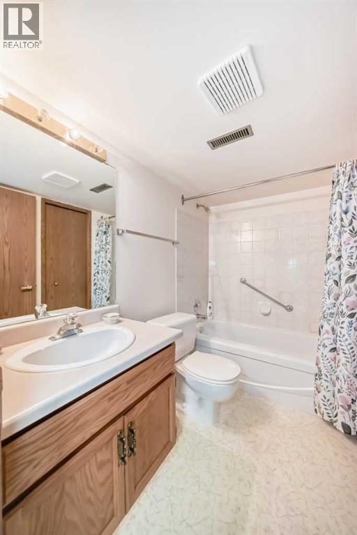 16 Vandoos Gardens NW, Calgary, Alberta  T3A 4W4 - Photo 32 - A2306966