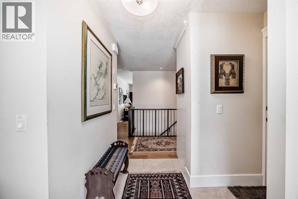 16 Vandoos Gardens NW, Calgary, Alberta  T3A 4W4 - Photo 3 - A2306966