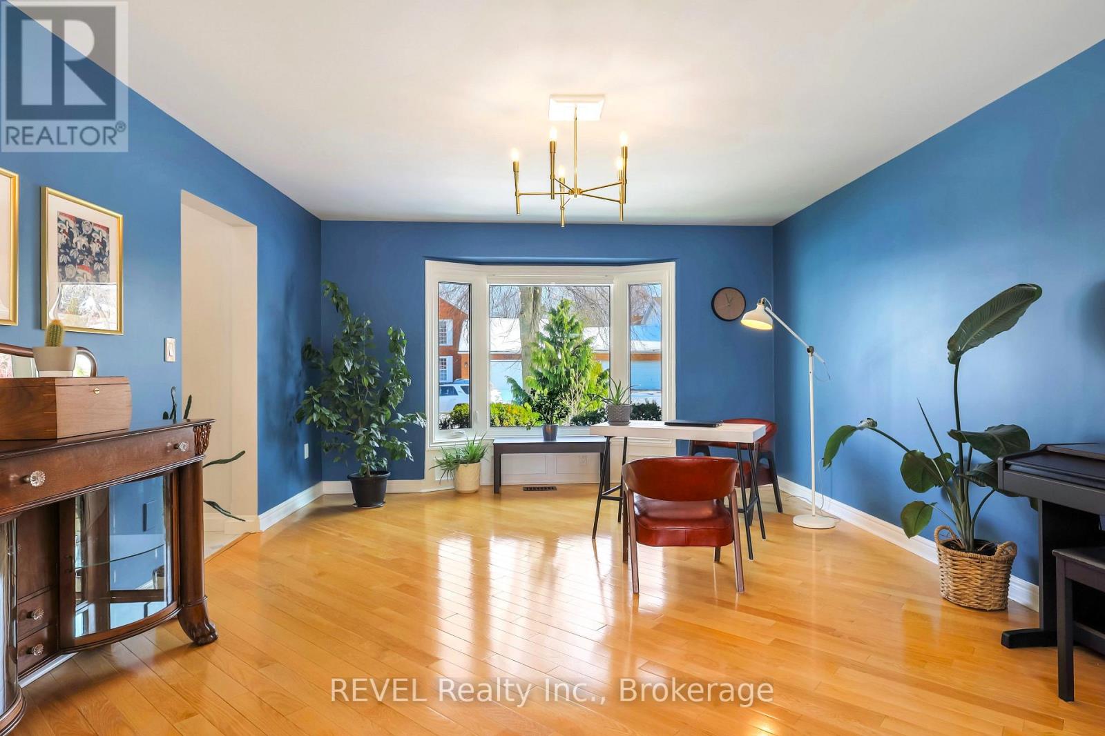 5179 Southgate Avenue, Niagara Falls, Ontario  L2E 7G4 - Photo 5 - X13073266