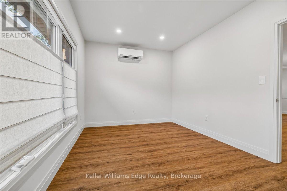 1 - 128 Gage Avenue S, Hamilton, Ontario  L8M 3E1 - Photo 17 - X13073224