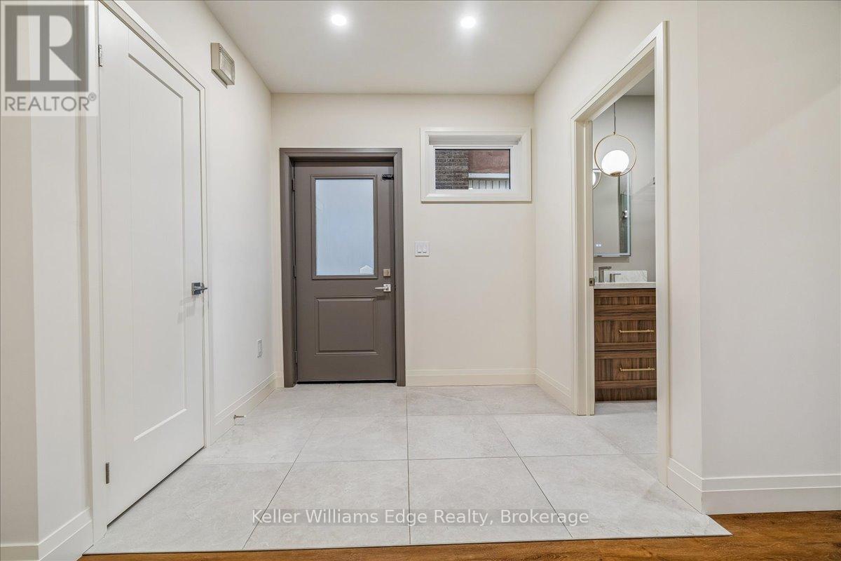 1 - 128 Gage Avenue S, Hamilton, Ontario  L8M 3E1 - Photo 3 - X13073224