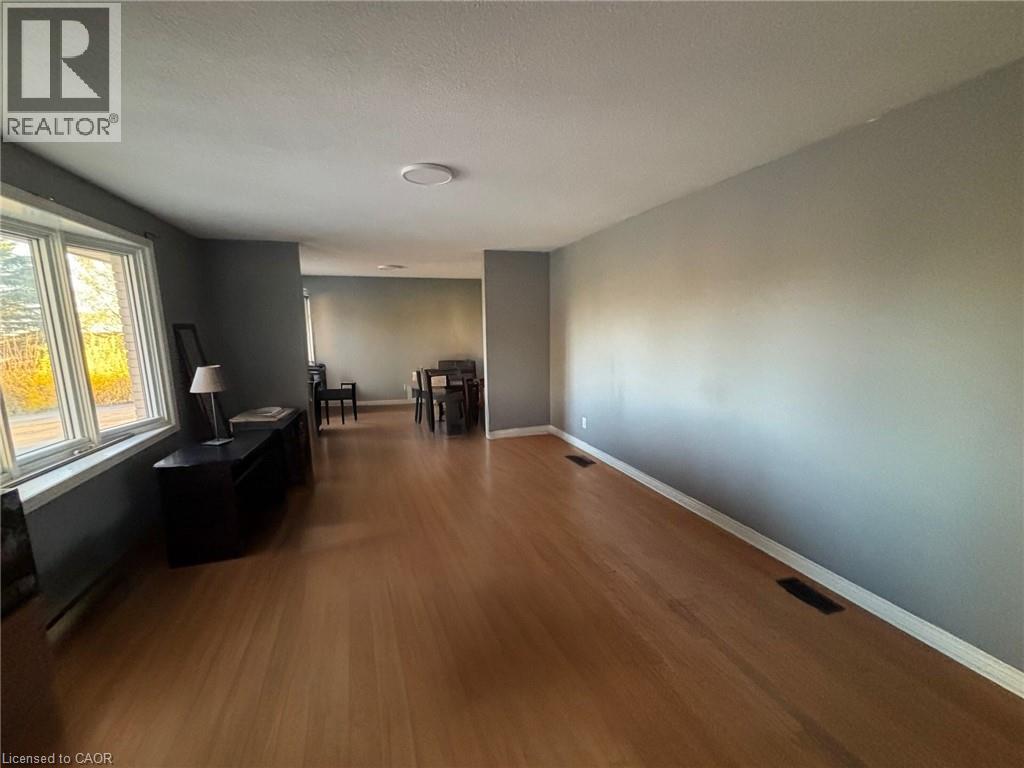 2302 Snyders Road E, Petersburg, Ontario  N0B 2H0 - Photo 5 - 40826210