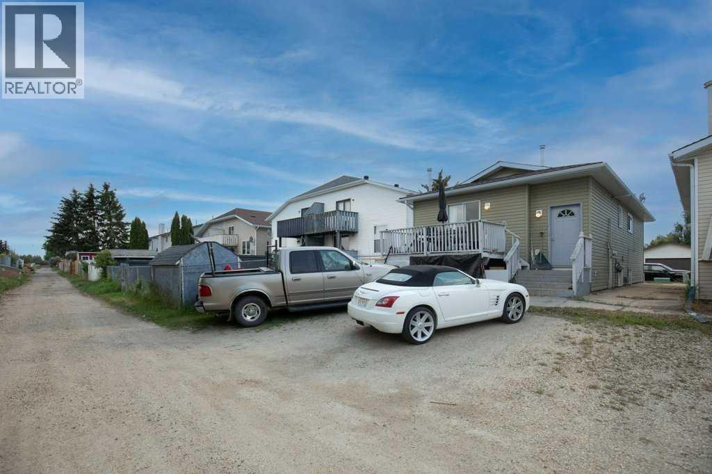 45 Hangingstone Drive, Lacombe, Alberta  T4L 1P9 - Photo 8 - A2306459