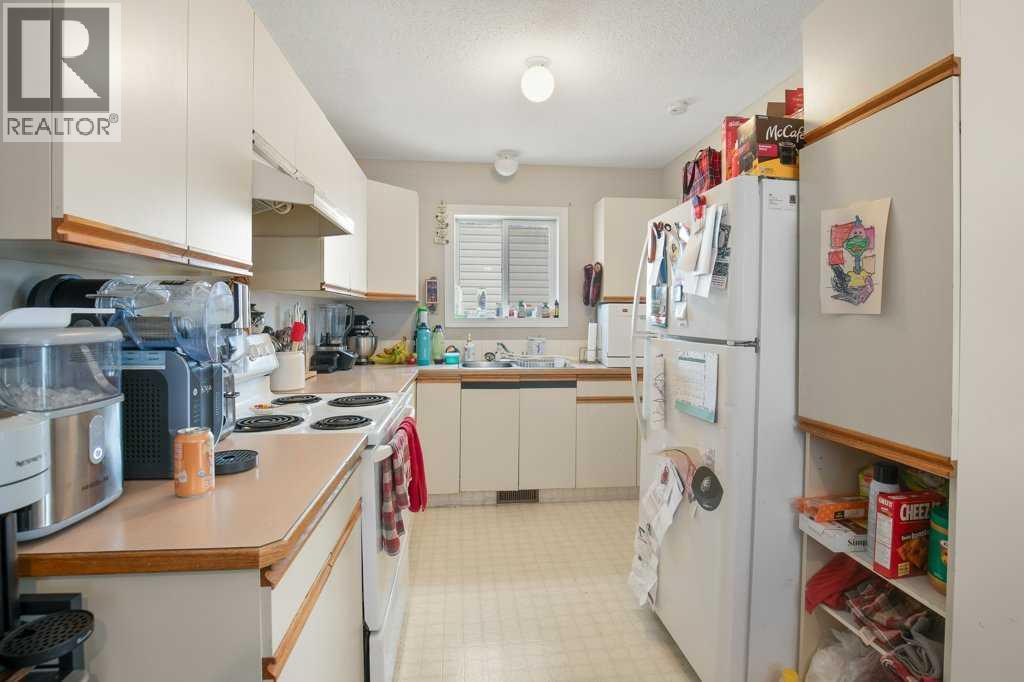 45 Hangingstone Drive, Lacombe, Alberta  T4L 1P9 - Photo 14 - A2306459