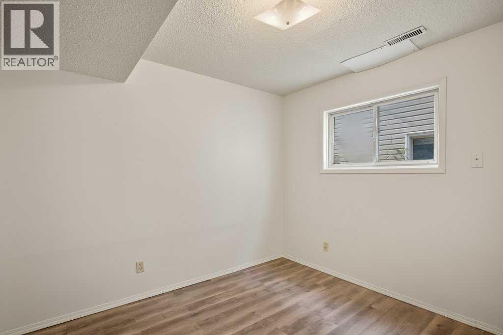 45 Hangingstone Drive, Lacombe, Alberta  T4L 1P9 - Photo 32 - A2306459