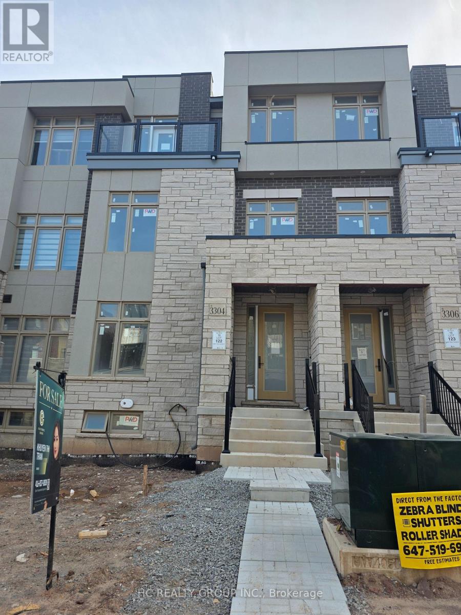 3304 TAHA GARDENS, Oakville, Ontario