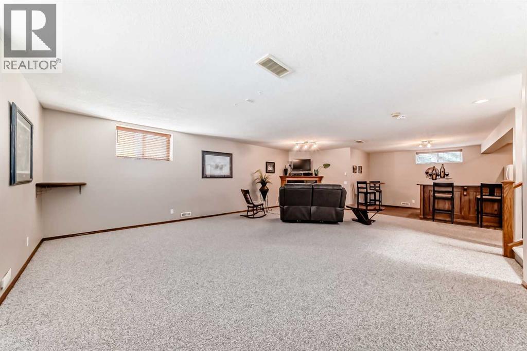 112 West Creek Glen, Chestermere, Alberta  T1X 1P9 - Photo 26 - A2305395