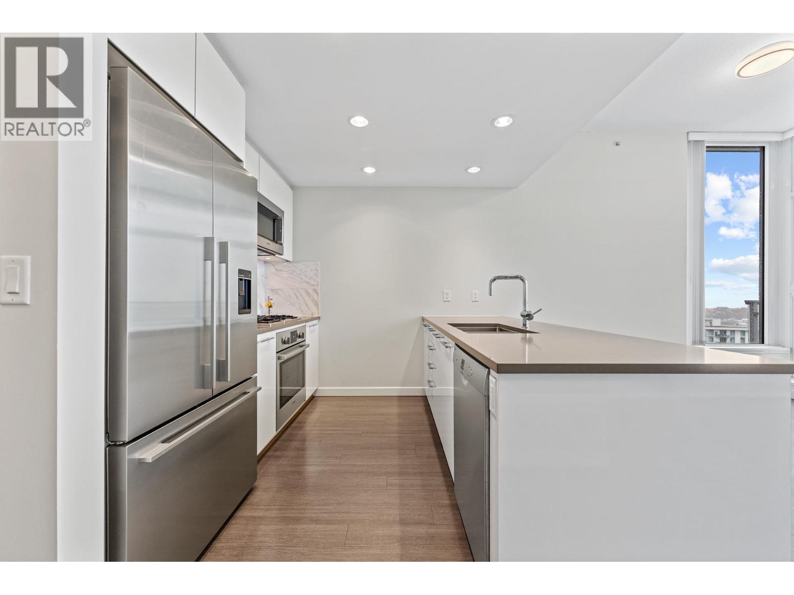 3281 E Kent Avenue North Avenue, Vancouver, British Columbia  V5S 0C4 - Photo 4 - R3118519