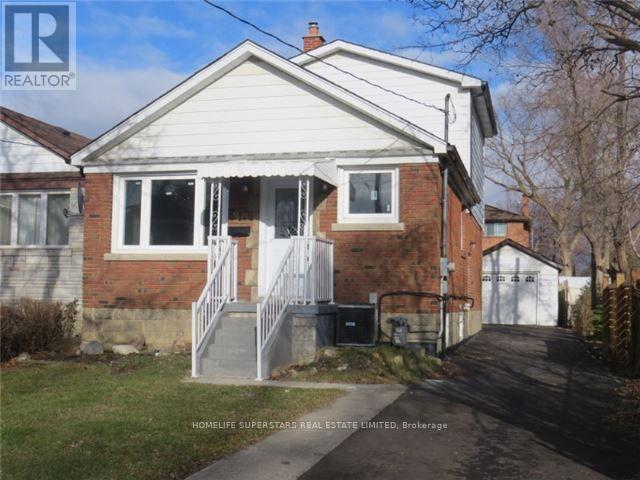 30 ELDER AVENUE, Toronto, Ontario