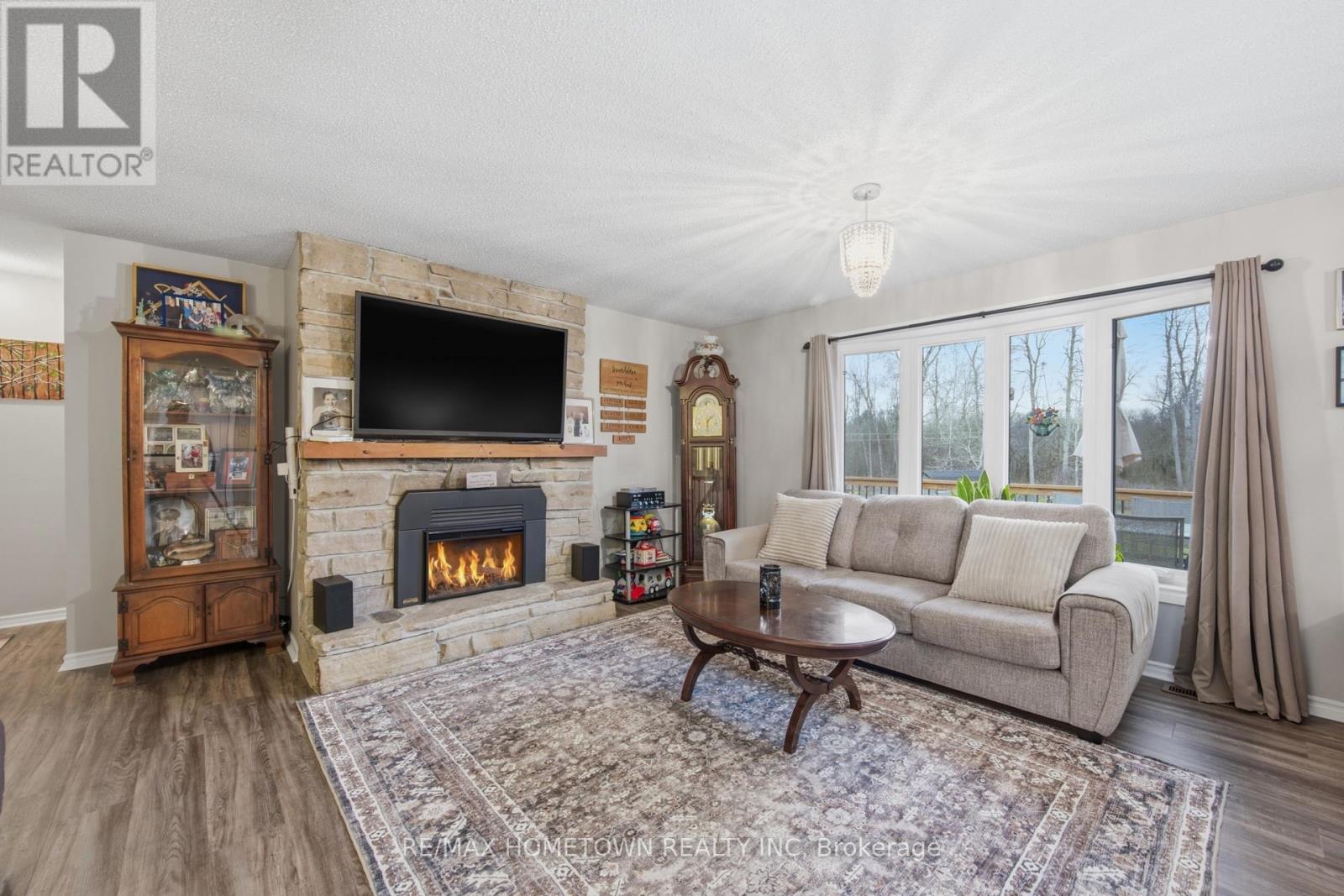 1223 Eleanor Fulford Crescent, Elizabethtown-Kitley, Ontario  K6V 5T3 - Photo 3 - X13072034