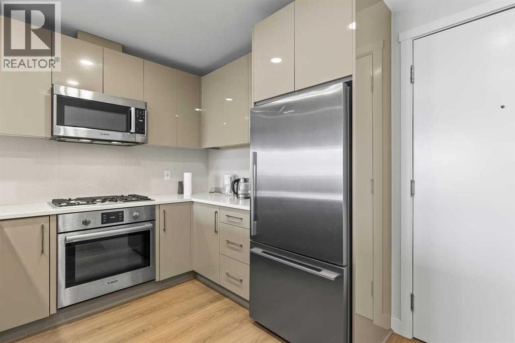 209, 301 10 Street NW, Calgary, Alberta  T2N 1V5 - Photo 3 - A2299630