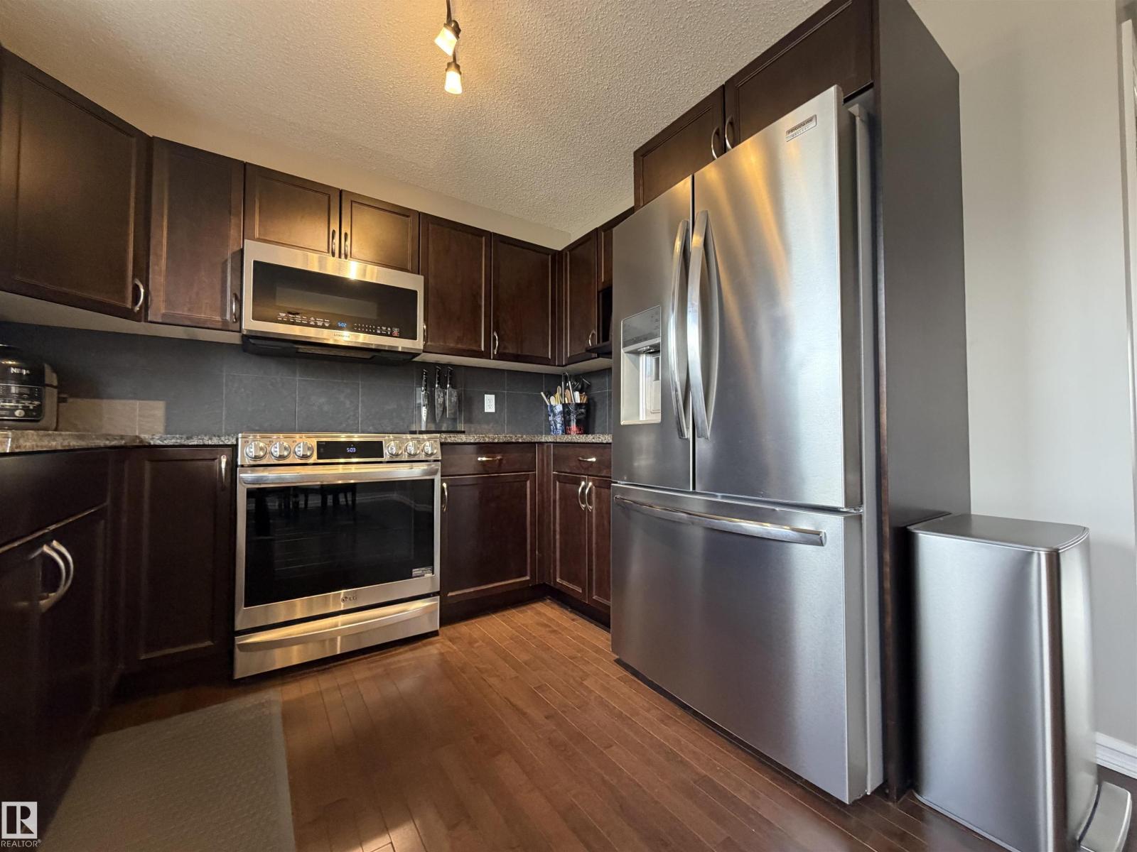 5204 4 Av Sw, Edmonton, Alberta  T6X 0R2 - Photo 10 - E4485381