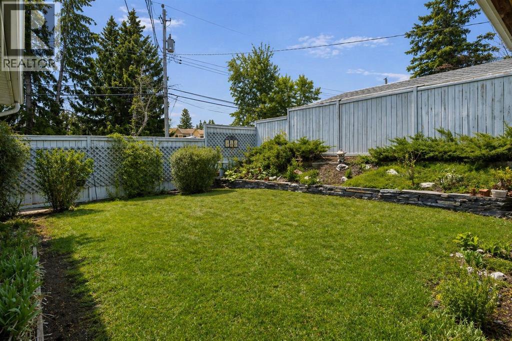 3816 Brighton Drive NW, Calgary, Alberta  T2L 1G8 - Photo 33 - A2304950